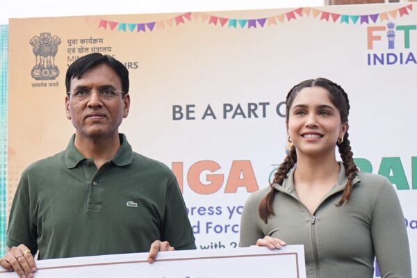 शर्वरी बनीं ‘यंग फिट इंडिया आइकन’