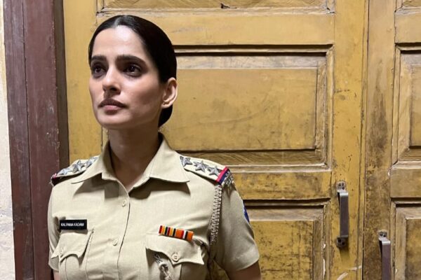 “अँधेरा में इंस्पेक्टर कल्पना के रूप में प्रिया बापट ने छोड़ी दमदार छाप