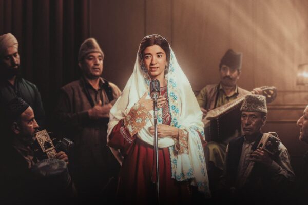 पहली महिला प्लेबैक सिंगर को समर्पित है ‘सॉन्ग्स ऑफ पैराडाइज’, ट्रेलर रिलीज़